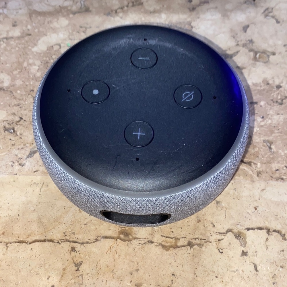 Amazon Alexa echo dot
